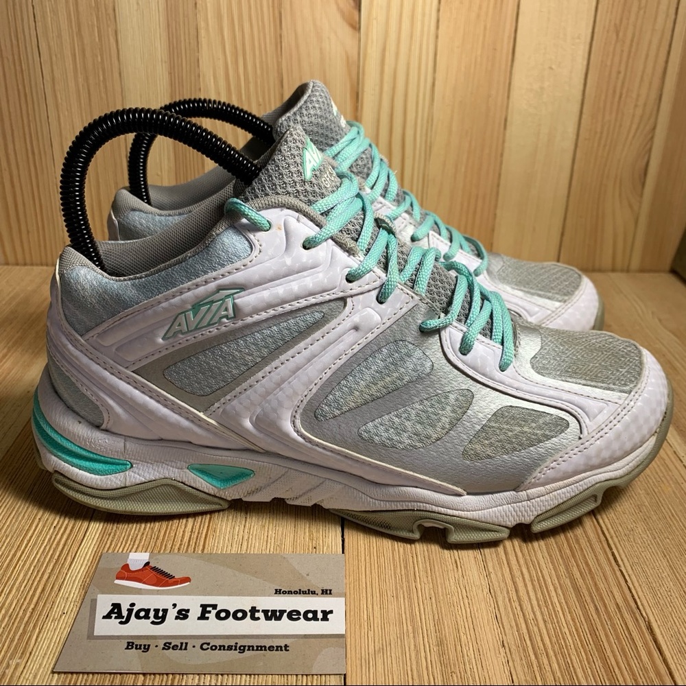 AVIA Women’s White Teal Hiking Trail Boots Size: 7 150751